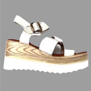 Steps White Patent Leather Platform Sandal Sz 7.5